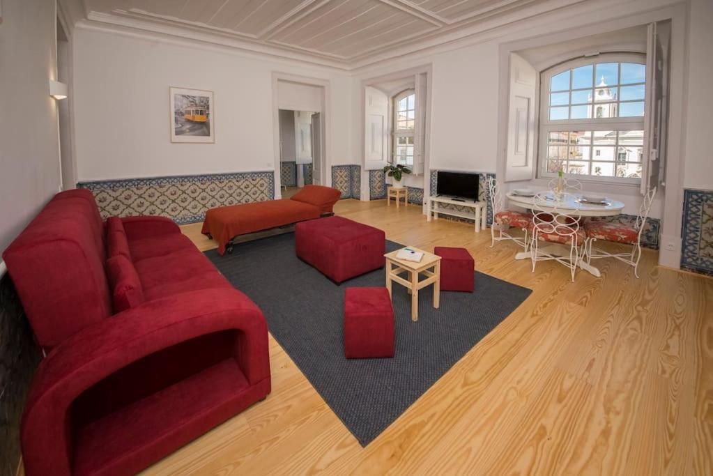 Apartamento Luxurious Cais Do Sodre, 4 Bedrooms With View Lisboa