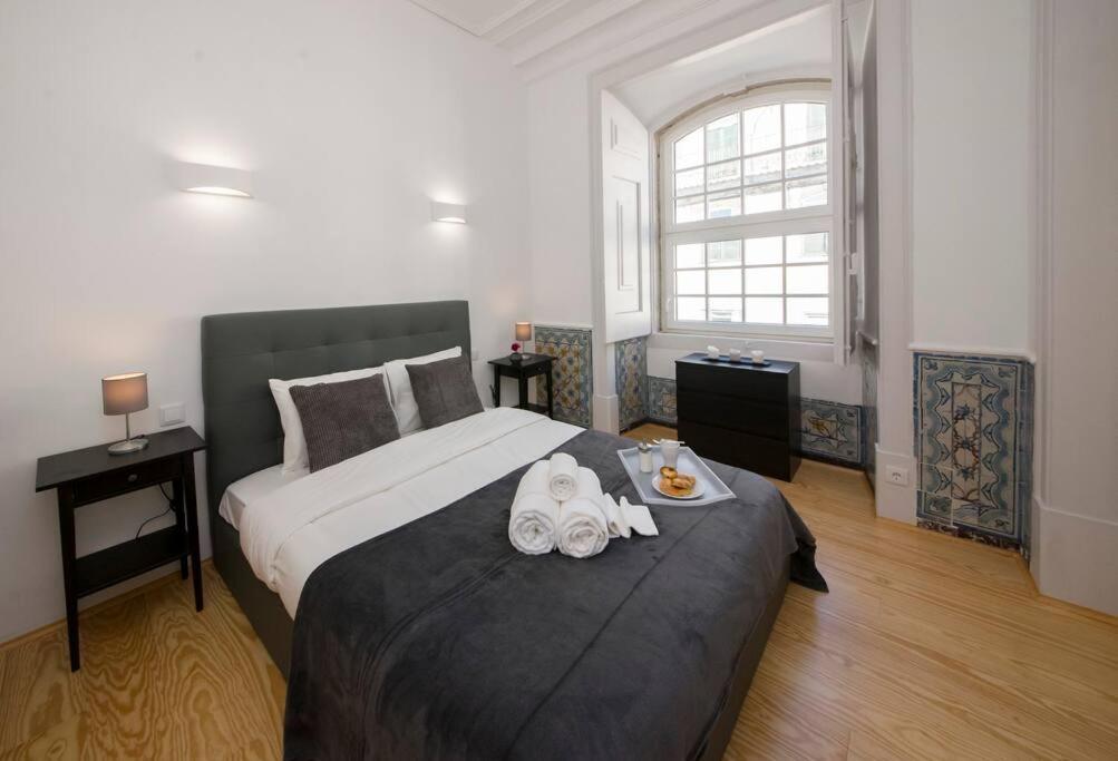 Apartamento Luxurious Cais Do Sodre, 4 Bedrooms With View Lisboa