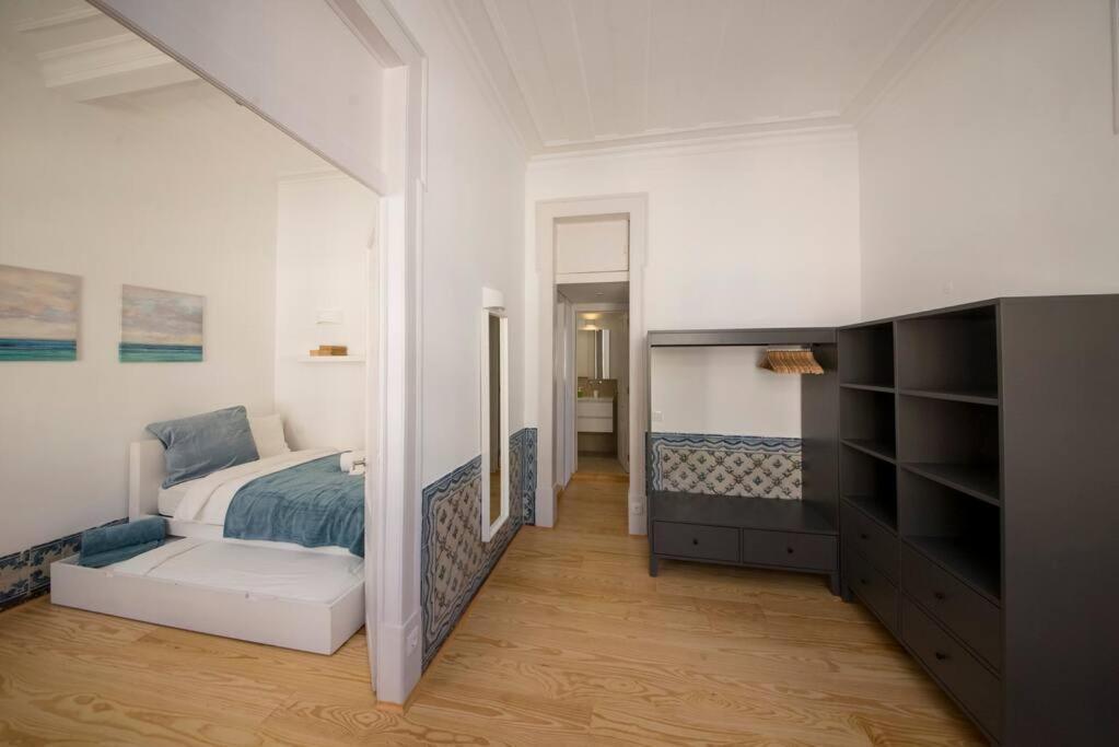 Luxurious Cais Do Sodre, 4 Bedrooms With View Apartamento
