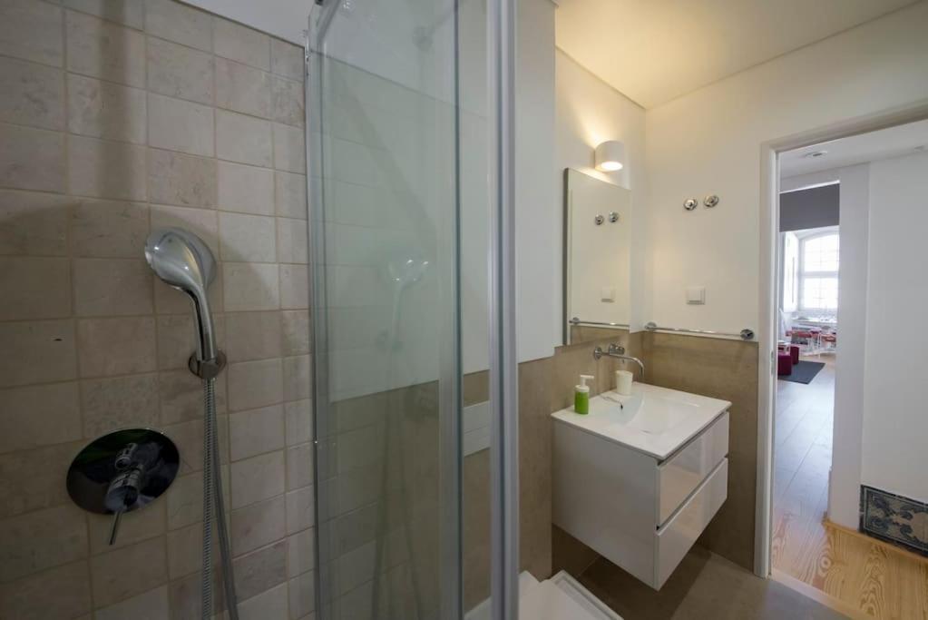 Apartamento Luxurious Cais Do Sodre, 4 Bedrooms With View Lisboa