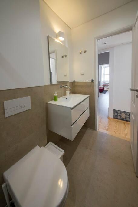 Luxurious Cais Do Sodre, 4 Bedrooms With View Apartamento