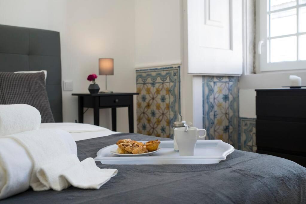 Luxurious Cais Do Sodre, 4 Bedrooms With View Lisboa