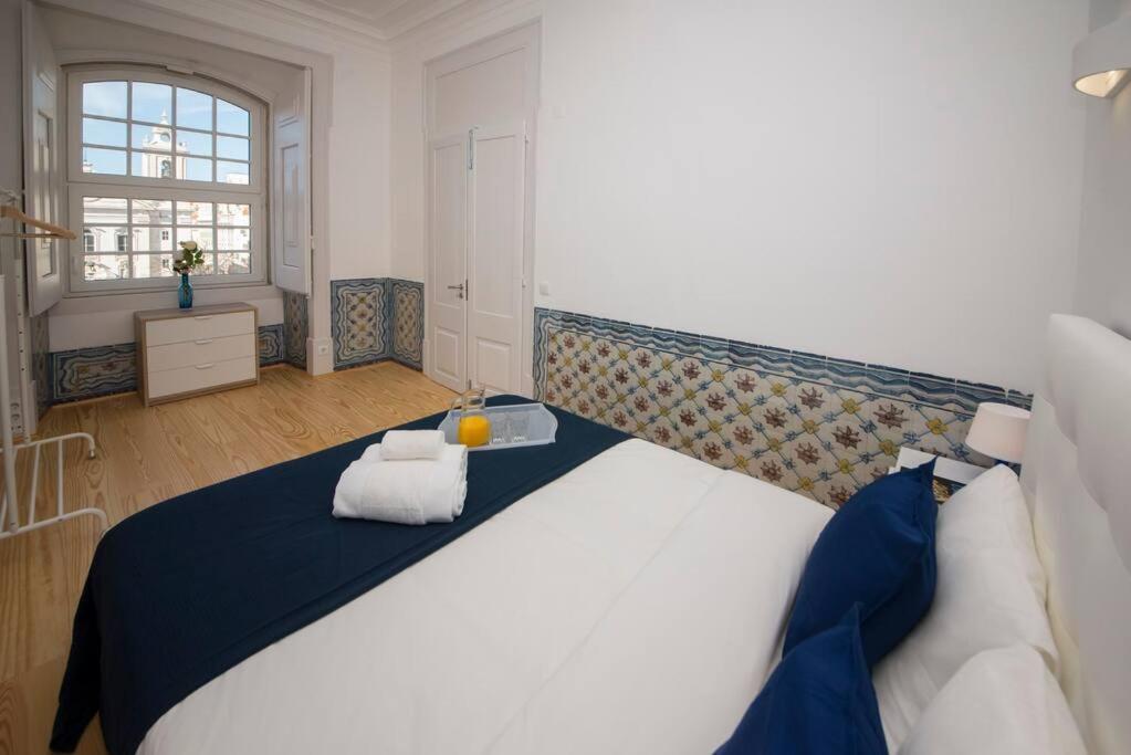 Luxurious Cais Do Sodre, 4 Bedrooms With View Apartamento *